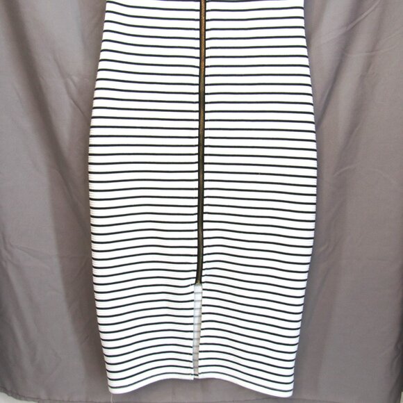 Almost Famous Junior White w/Black Stripe Bodycon Front Full Zip Dress Sz S - Picture 4 of 10